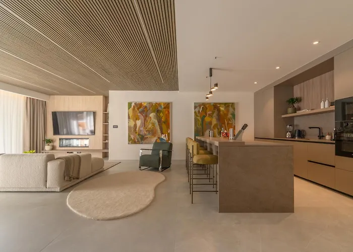 Azure By Homega - Valletta Views, Hot Tub, Sauna, Ferries Sliema