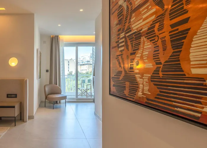 Azure By Homega - Valletta Views, Hot Tub, Sauna, Ferries Lejlighed Sliema