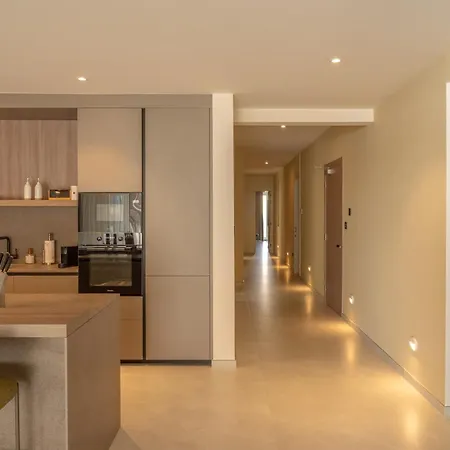 Spacious Retreat, Jacuzzi, Sauna & Valletta Views