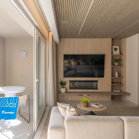Azure By Homega - Valletta Views, Hot Tub, Sauna, Ferries