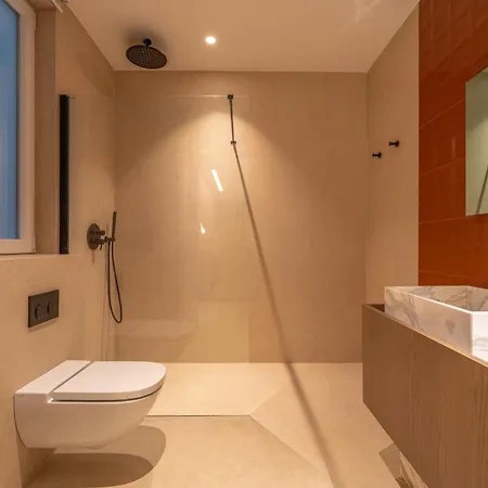 Lejlighed Azure By Homega - Valletta Views, Hot Tub, Sauna, Ferries Sliema