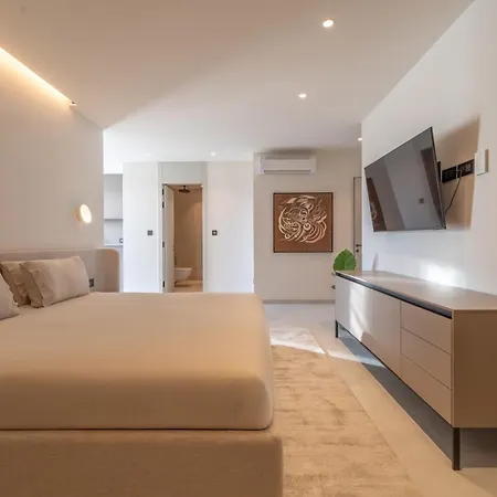 Azure By Homega - Valletta Views, Hot Tub, Sauna, Ferries Apartment Sliema