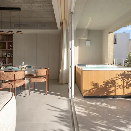Azure By Homega - Valletta Views, Hot Tub, Sauna, Ferries * Sliema