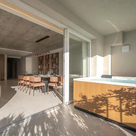 Apartment Azure By Homega - Valletta Views, Hot Tub, Sauna, Ferries *