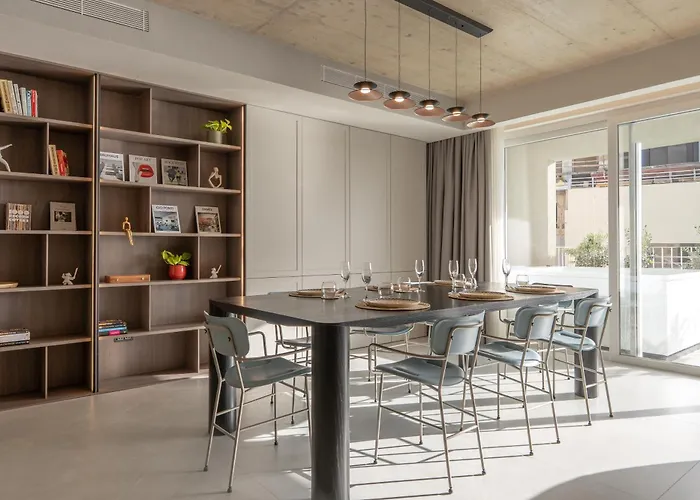 Spacious Retreat, Jacuzzi, Sauna & Valletta Views Apartment *