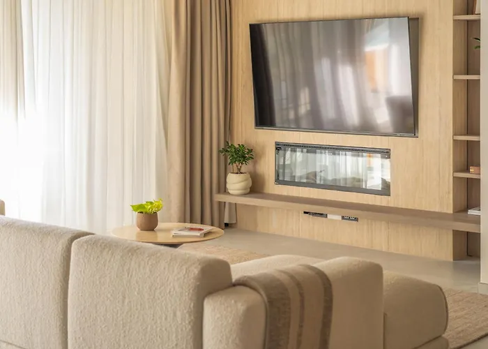 Apartment Azure By Homega - Valletta Views, Hot Tub, Sauna, Ferries