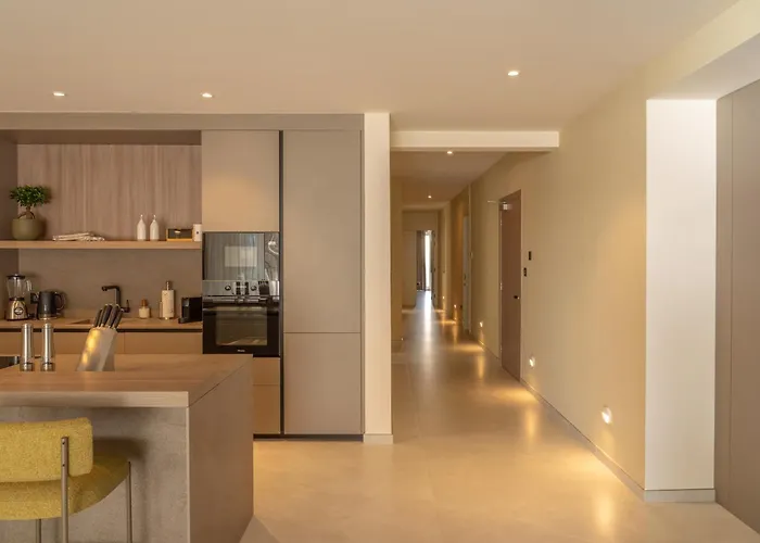 Spacious Retreat, Jacuzzi, Sauna & Valletta Views