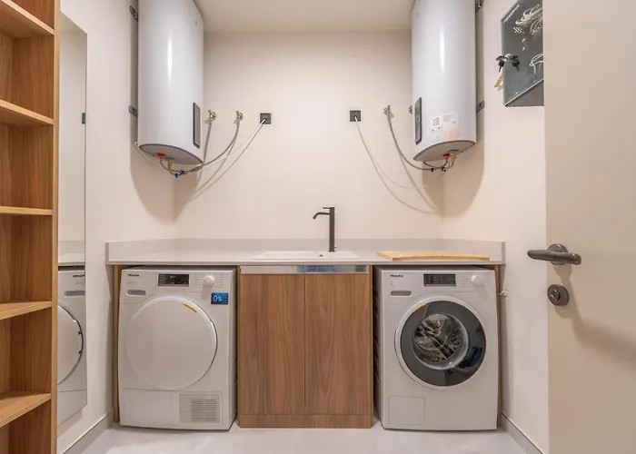 Azure By Homega - Valletta Views, Hot Tub, Sauna, Ferries Διαμέρισμα