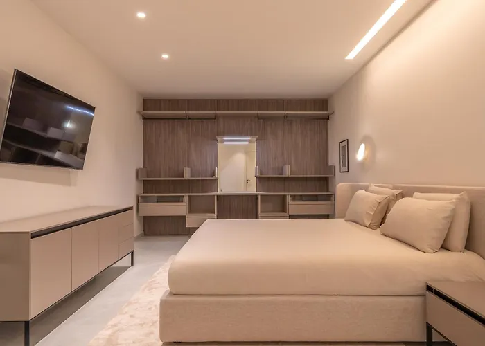 Apartment Spacious Retreat, Jacuzzi, Sauna & Valletta Views Sliema