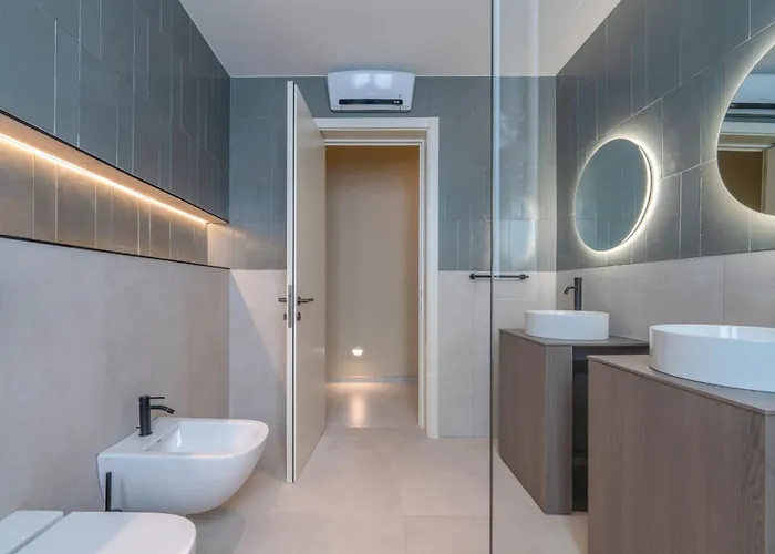 Spacious Retreat, Jacuzzi, Sauna & Valletta Views