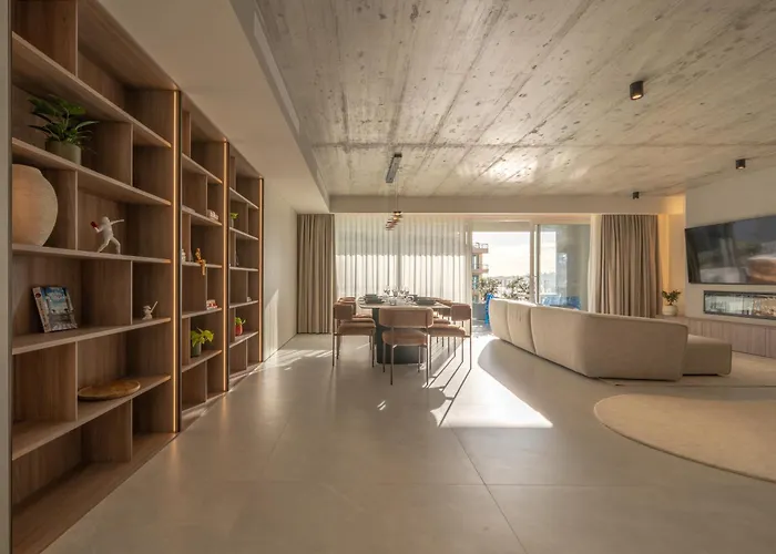 Apartment Azure By Homega - Valletta Views, Hot Tub, Sauna, Ferries Sliema